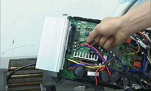 安徽美的空调电话是多少